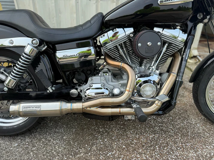 Bernings Performance Shorty Stainless 2-into-1 Exhaust for 2006-2017 Dyna Models